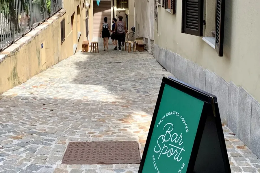 Bar Sport Barolo — interni della caffetteria