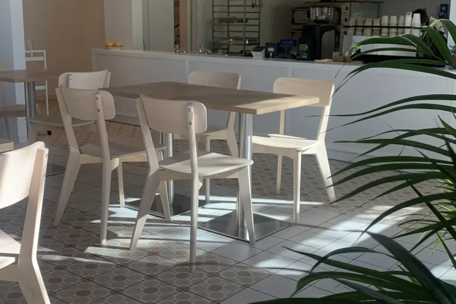 June Collective — interiøret i kaffebaren