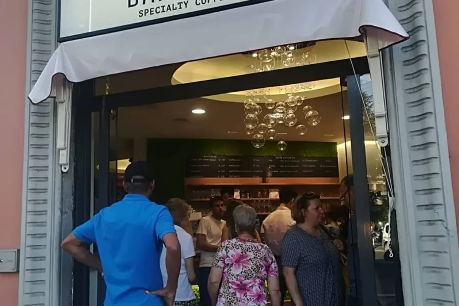 Bar Affori Specialty Coffee — interiøret i kaffebaren