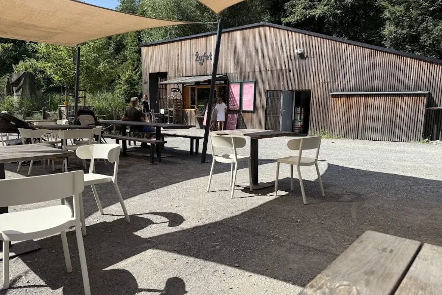 Bufet ŽUFET — café interior