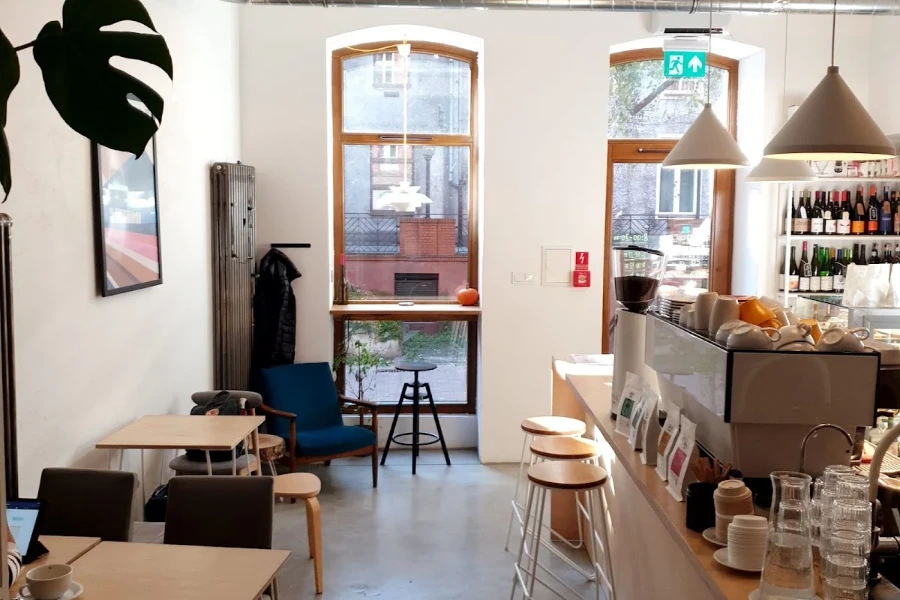 KLAR kawa i wino - kawiarnia speciality wine bar Gliwice — zdjęcie 2 w Specialty Atlas