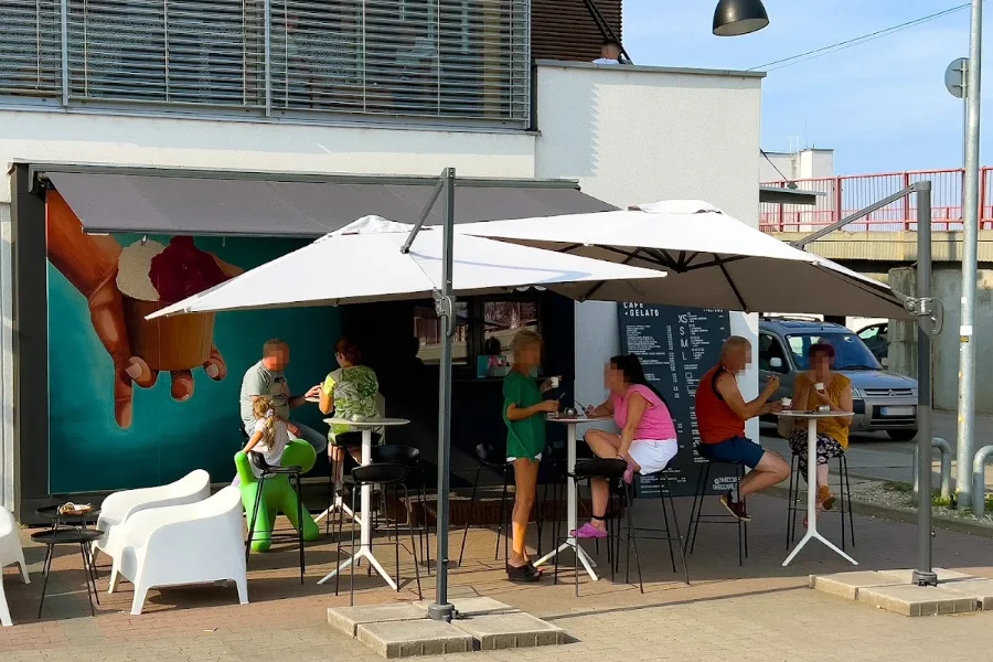 The C CAFE — café interior