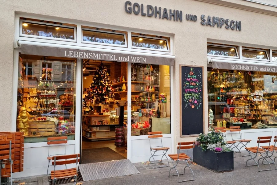 Goldhahn und Sampson Charlottenburg — café interior