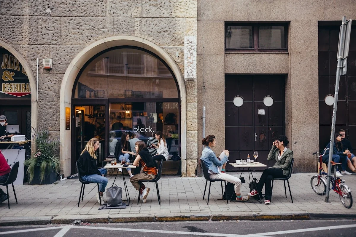 black. coffee roasters — palarnia