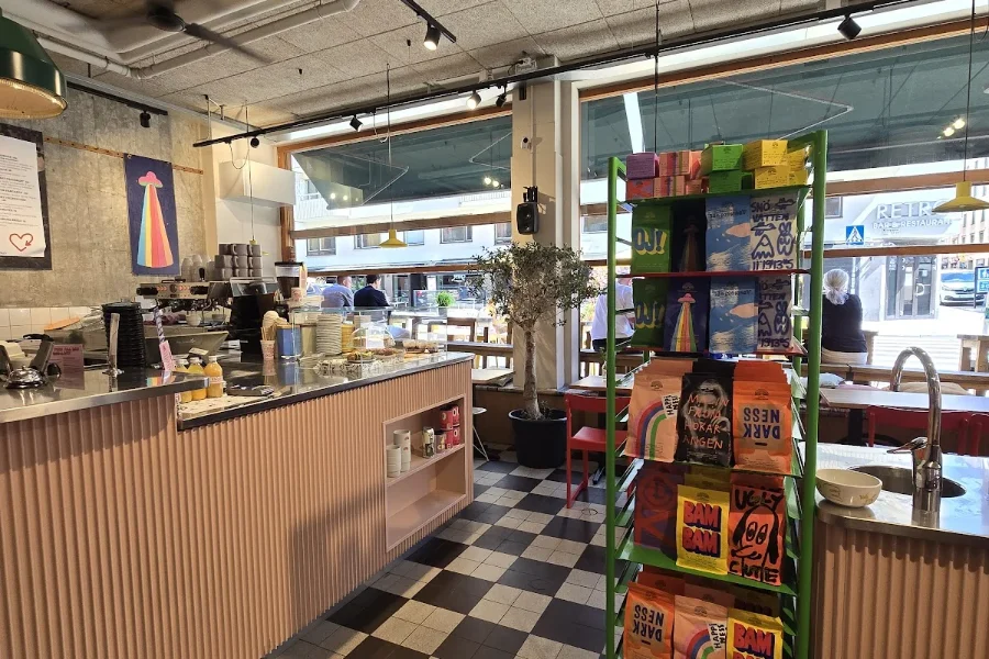 LYKKE KAFFEGÅRDAR — roastery