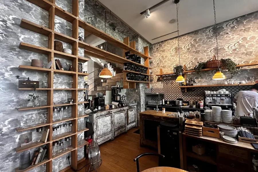 La Bohème Café Specialty Coffee Roastery — roastery